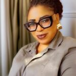 TOUR D’AFRIQUE DU LIVRE | Épisode 2 – Wole Soyinka : Le verbe comme flamme, le théâtre comme offrande !